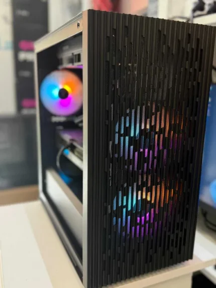 Calculator Gaming Ryzen 7 7800X3D | RTX 5070 12GB | 32GB DDR5 | SSD 1TB