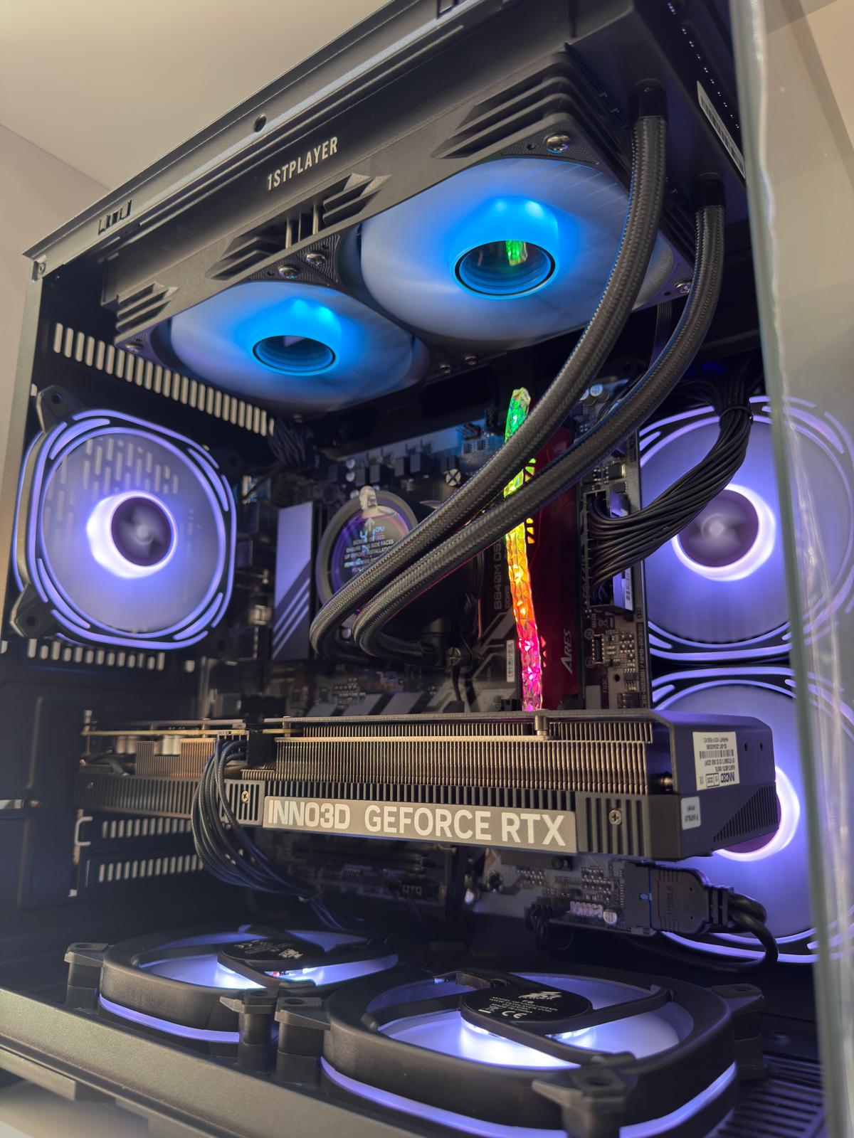 WhatsApp Image 2025-12-16 at 11.44.11_3a098dc2 Calculator Gaming AMD Ryzen 7 700x 4.5GHz cu RTX 5060Ti 8GB / Memorie Ram 16GB DDR5 / SSD / Pret: 6899 lei, Tva inclus/ Garantie 24/36 luni ! - imagine 1