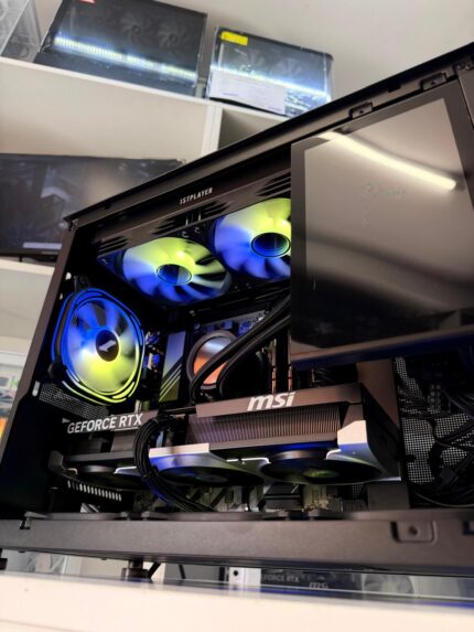 PC AMD Ryzen™ 7 9800X3D,Placa Video RTX 5070,Memorie Ram 32GB DDR5,1TB,Contine TVA,Garantie