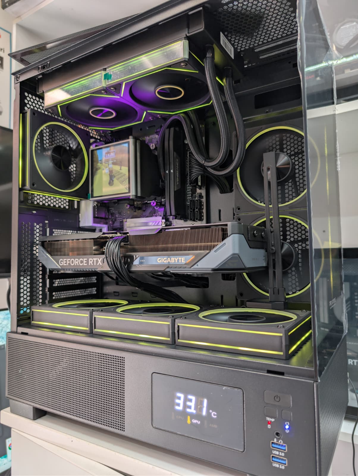 WhatsApp Image 2026-07-06 at 14.04.23 PC Gaming Ryzen 7 7800X3D /RTX 5070 /32GB, SSD 1TB/RATE-Garantie,TVA - imagine 1