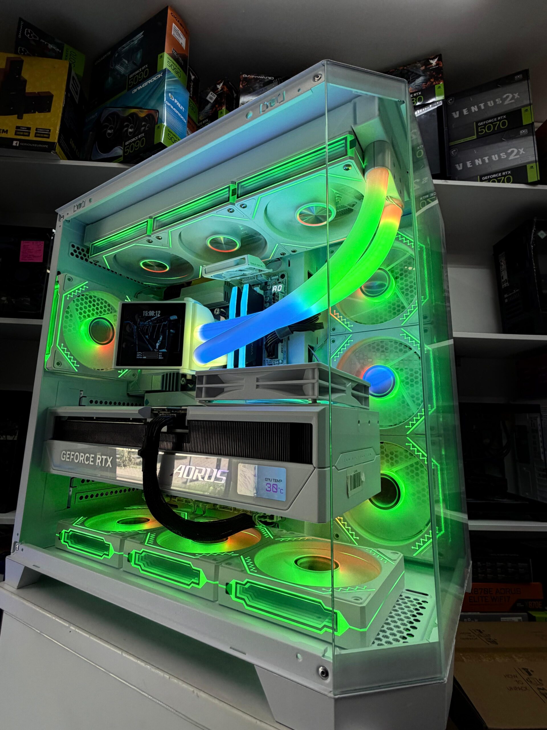 WhatsApp Image 2026-07-20 at 11.35.59 PC Ryzen™ 9 9950X3D/X870E-PRO/RTX 5090/4TB/1350W Platinum/Garantie/TVA - imagine 1