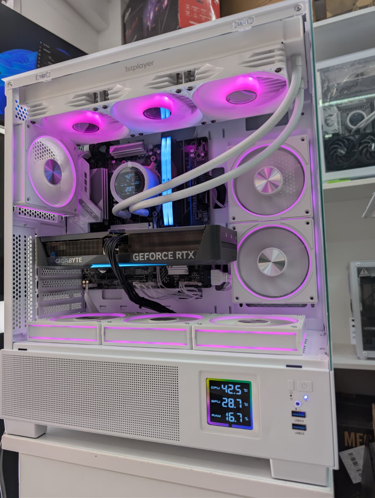 WhatsApp Image 2026-08-15 at 12.08.43 (3) Gaming Pc Ryzen 7 9850X3D/B850M/RTX 5070/Stocare 2 TB/RAM Corsair 32GB/Sursa 750W/Garantie/TVA - imagine 1