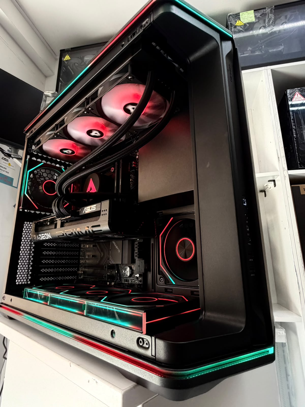 WhatsApp Image 2026-08-21 at 13.25.29 (2) PC Ryzen 7 9850X3D/Placa de Baza X870/AMD RX 9070XT/Stocare 2TB M2/Memorie Ram 32GB 6000/Sursa 1000W/Garantie/TVA - imagine 1