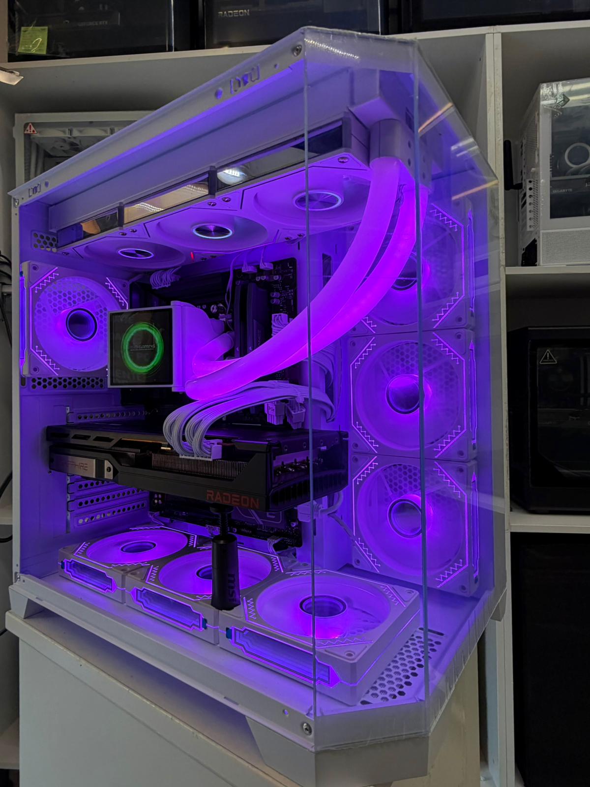 WhatsApp Image 2026-09-04 at 09.57.35 (2) Gaming Ryzen 7 9850X3D/Placa de Baza X870E Wifi /Placa Video RX 7900XT 20 GB/SSD 2TB M2 /Memorie RAM 32GB DDR5 /1000W Gold/Garantie/TVA - imagine 1